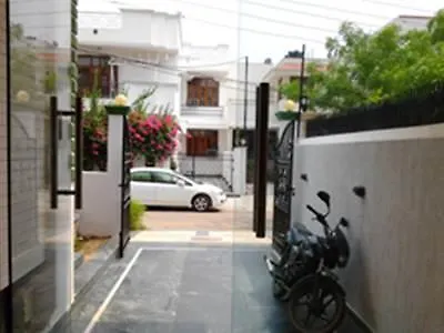 **** Hotel Green Palace Gurgaon India