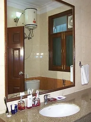 Hotel Green Palace Gurgaon